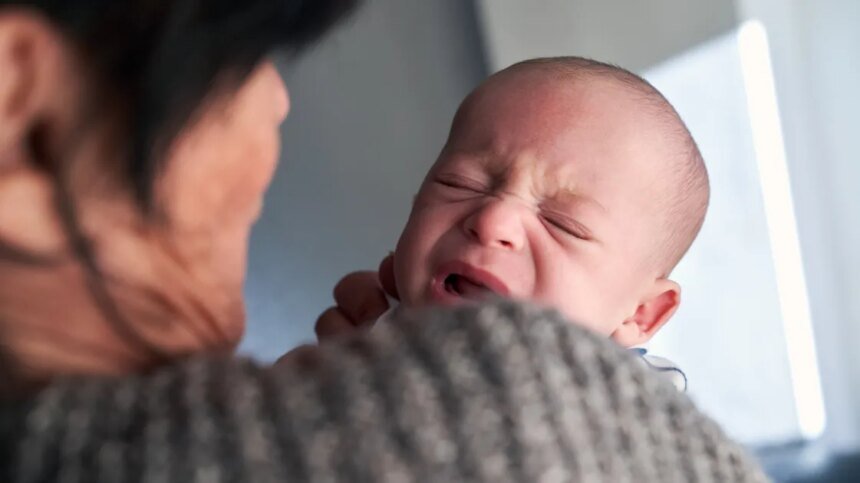What Pediatricians Really Think Of These Common Parent V. Grandparent Baby Battles