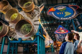 19 Out-Of-This-World Astrotourism Trips To Share With Your Space-Obsessed Kid