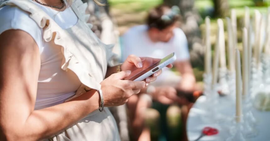 Report: 82% Of Healthcare Appointments Booked For Men Are Made By Women