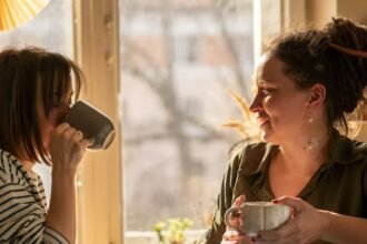 Low-Pressure (& Free!) Ways Busy Parents Can See Their Friends More