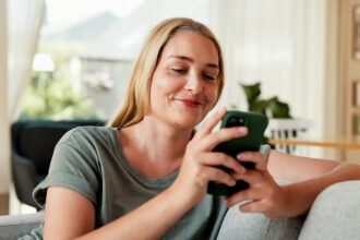 125+ Saucy And Flirty Texts To Send To Your Crush (Even If They’re Your Spouse)
