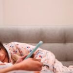 AI Shouldn’t Be Telling Your Kids Bedtime Stories — That’s Your Job