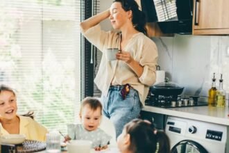 What Is "High-Functioning Burnout"? Therapists Say Moms Are Especially Vulnerable